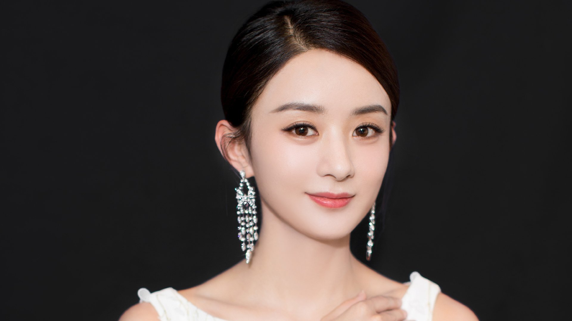 随机英超本轮比赛中多支豪门陷入困境，英超qg