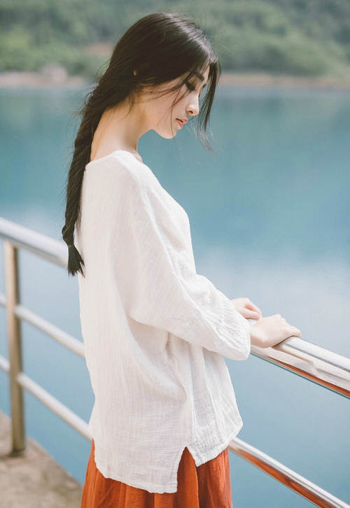 随机是否应鼓励球员参与老年社区体育计划